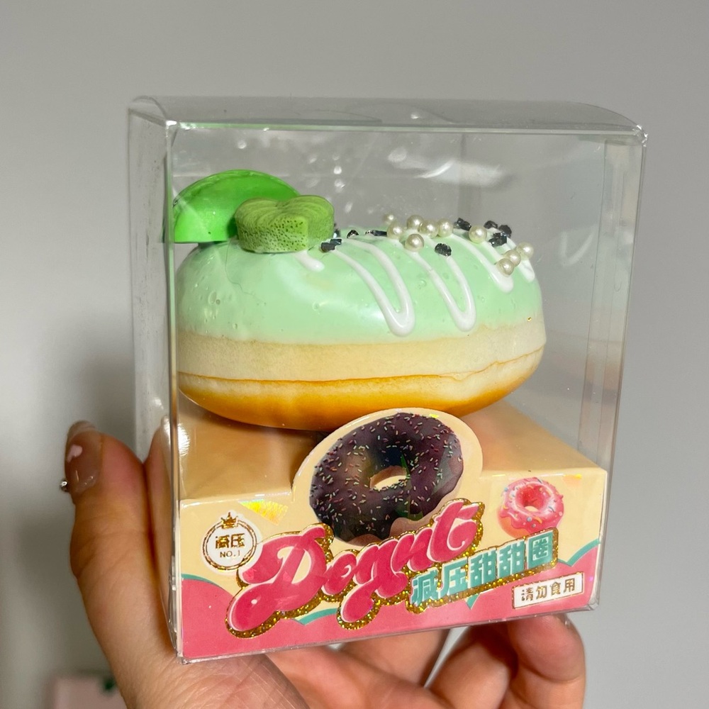 💖5 for $25😻 Mint Green Donut Squishy Toy & Magnet
